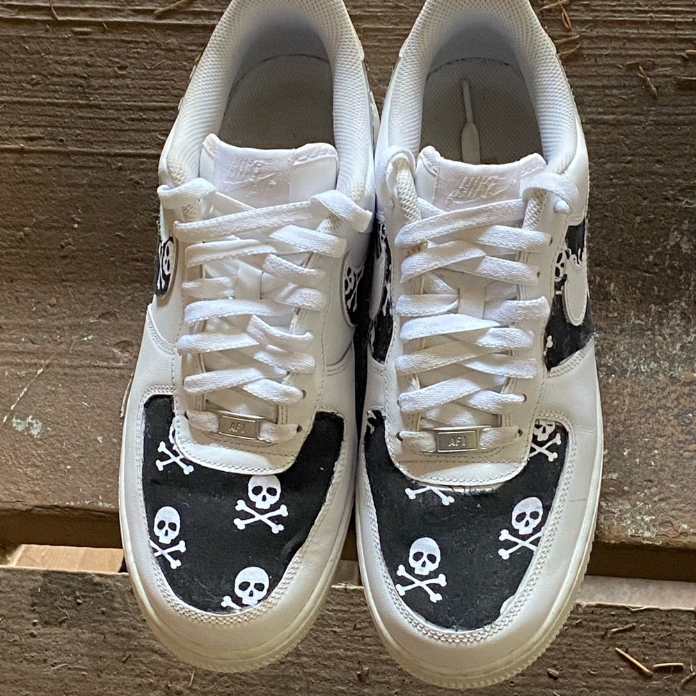 Nike Men’s Black and White Custom Air Force 1s Skull Sneakers are SOLD!!!!!!!